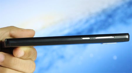 Điện thoại di động Mobiistar Lai Zoro xử l&yacute; với 4 nh&acirc;n